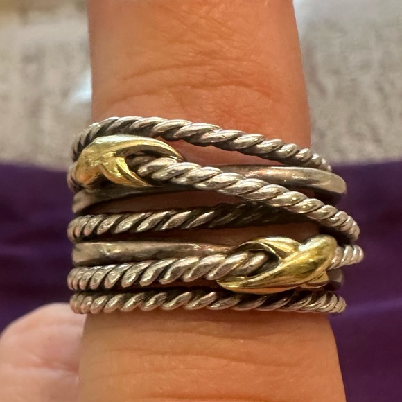 Double cross over a ring - Picture 4 of 4